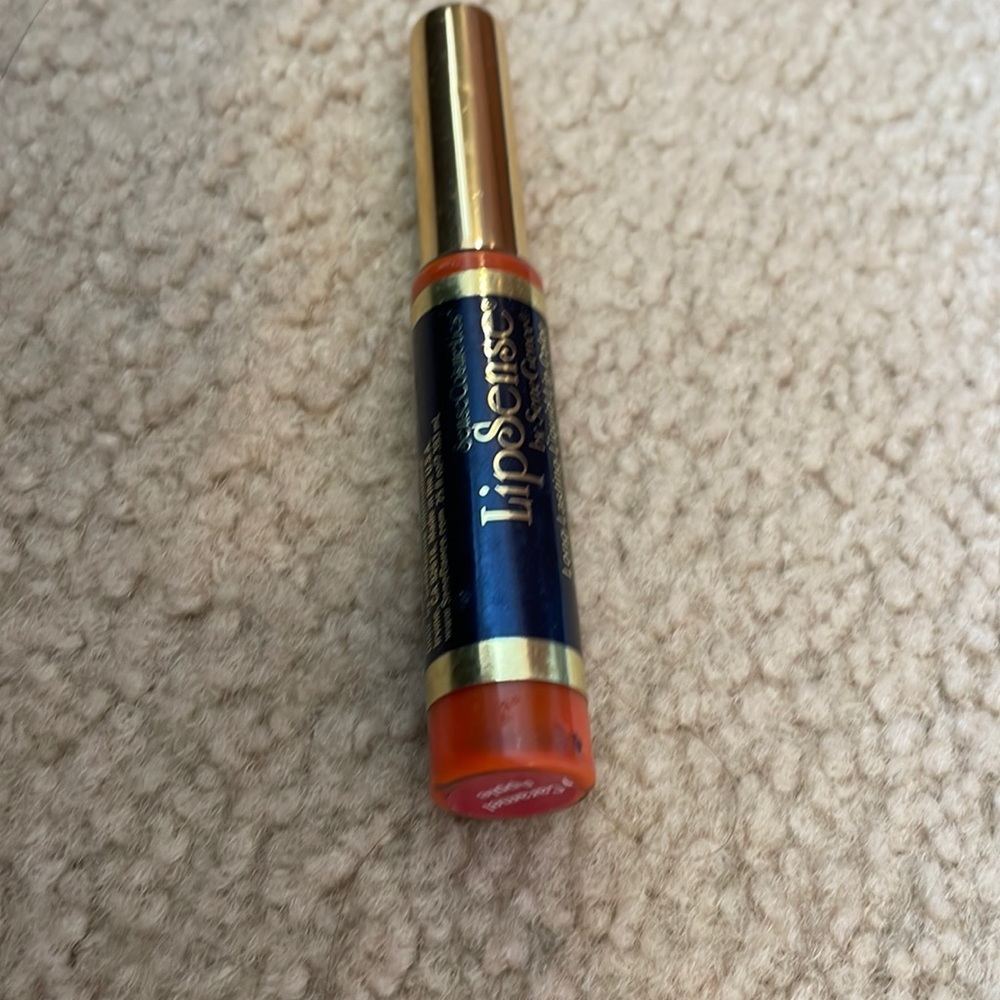 Carmel apple Lip sense